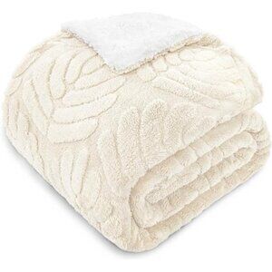 Twin Size Sherpa Blanket Reversible Fleece Soft Warm Lightweight All Season